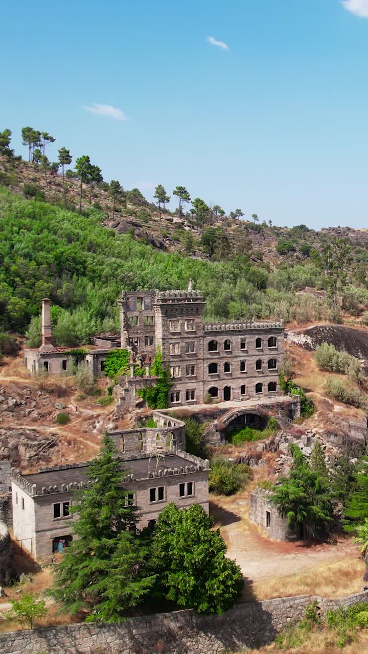 Abandoned Building in the mountains. Sortelha, Portugal