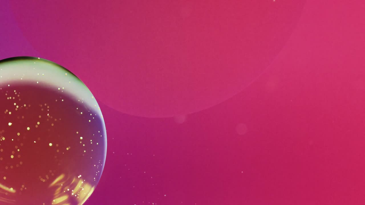 animación de burbuja moviéndose en fondo rosa con espacio de copia.