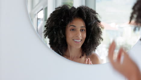 Cuidado-Del-Cabello,-Belleza-Y-Mujer-Con-Afro