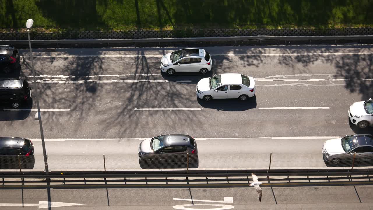 고속도로 교통의 항공 시각