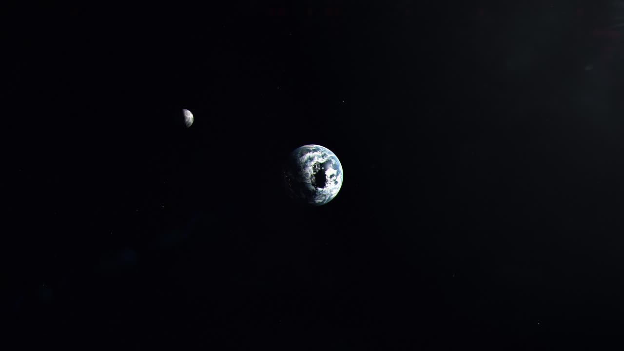 Uma Órbita Completa da Lua ao Redor do Planeta Terra Vista de Cima