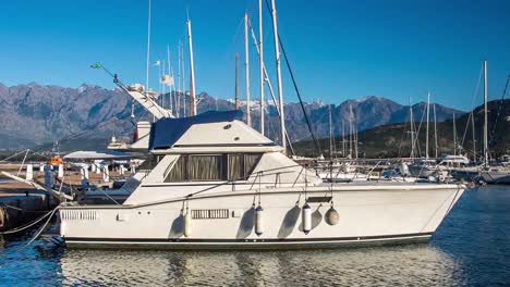 Calvi-Boote-Ml-03