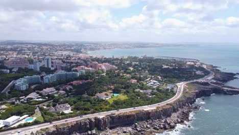 Un-Sobrevuelo-De-La-Costa-De-Cascais,-Portugal