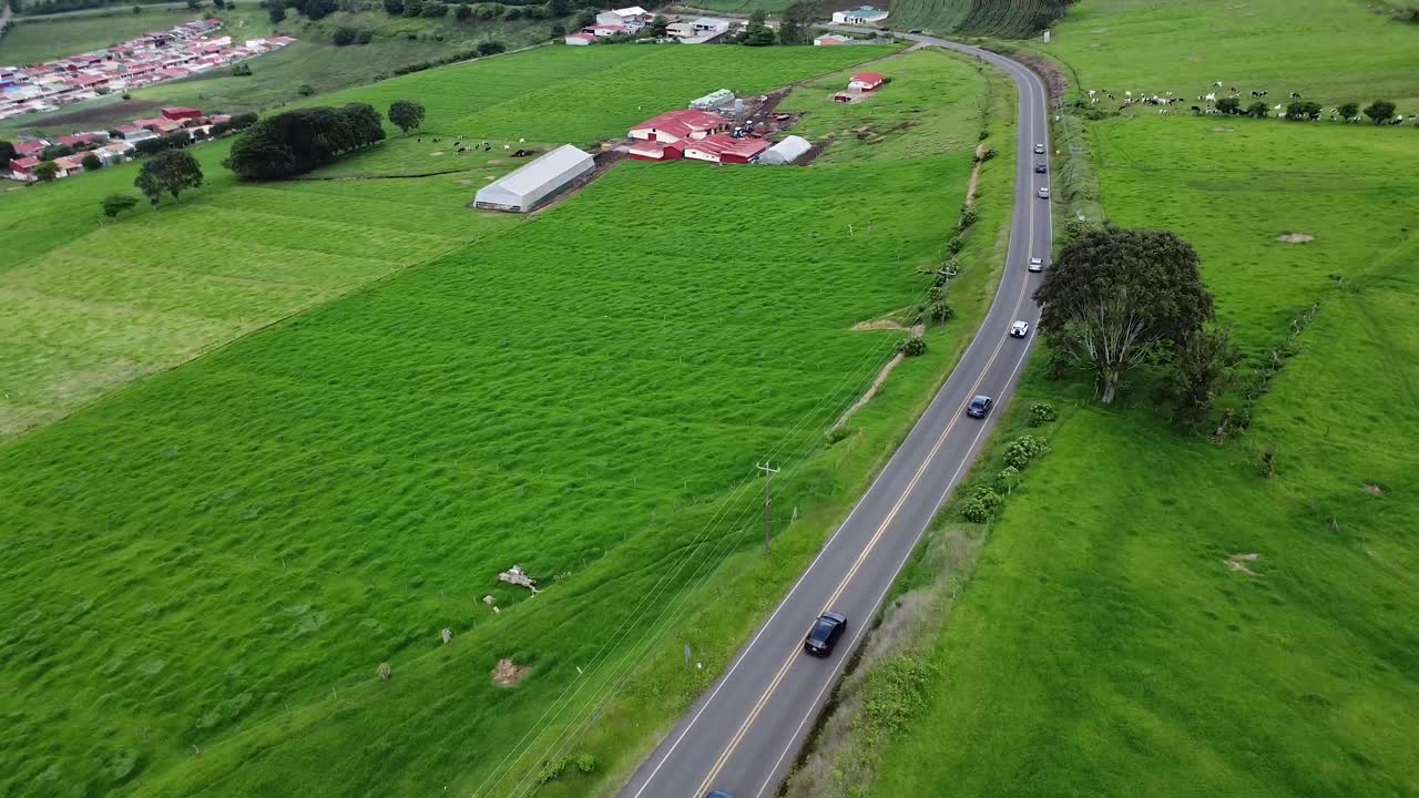 코스타리카의 산에서 전기 자동차, 녹색 여행