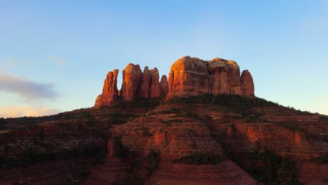 catedral roca sedona arizona 4k imágenes aéreas de drones