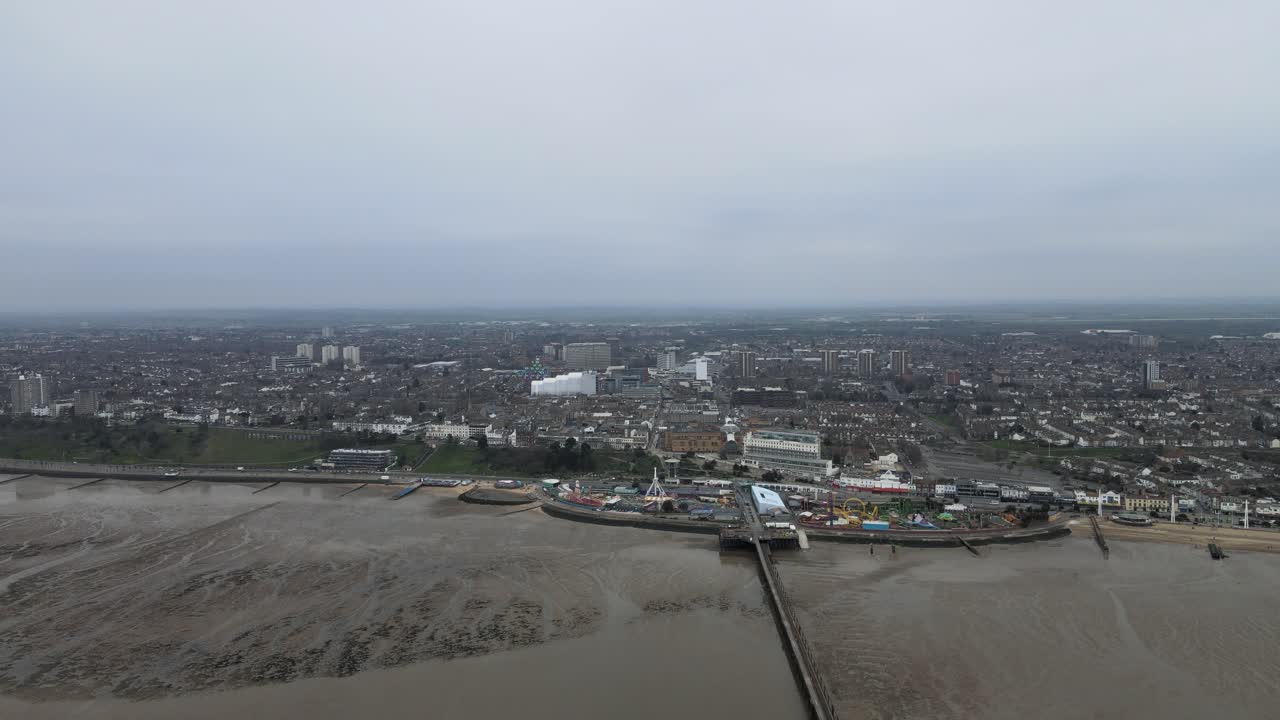 사우스엔드온시, 배경 공중 4k 영상에 마을이 있는 에식스 부두