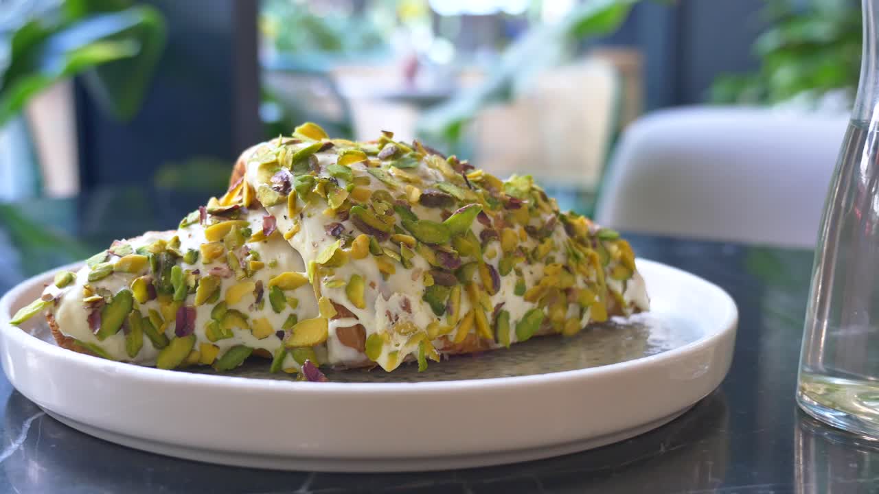 피스타치오 크로아산