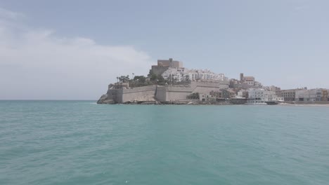 flight over the peñíscola castle, spain in 4k format: mov | 4k 25p | 8-bit | d-cinelike | ungraded