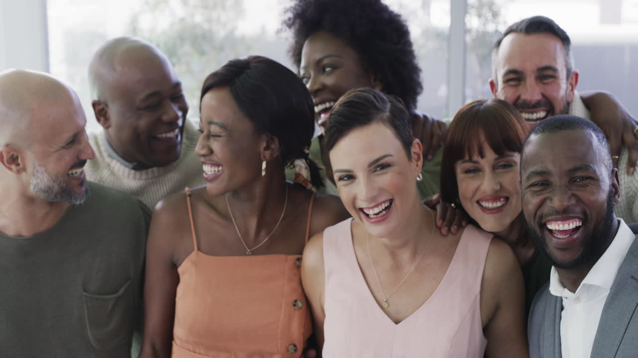 훌륭한 동료이자 더 좋은 친구입니다.