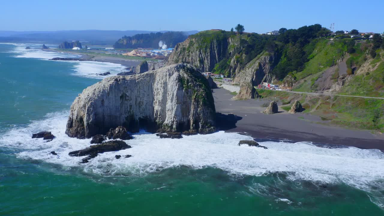 piedra iglesia 돌 교회 maule 도시 구성 지역 maule, talca santiago de chile 드론 샷 궤도 와이드 샷