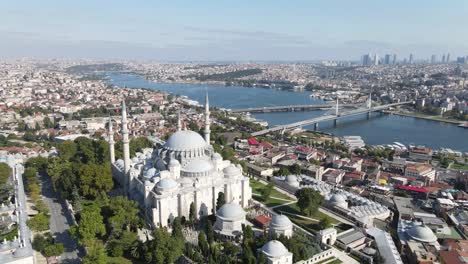 vista aérea del cuerno de oro de estambul