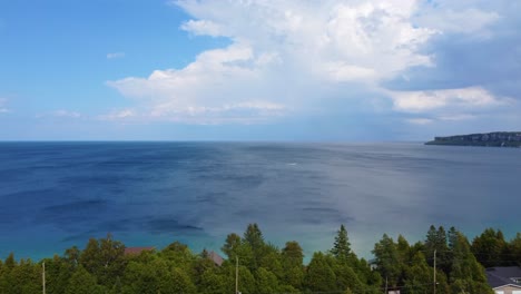 Vastness-of-Great-Lakes,-aerial-drone-view