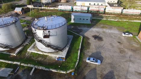 vista aérea de la instalación de almacenamiento de petróleo