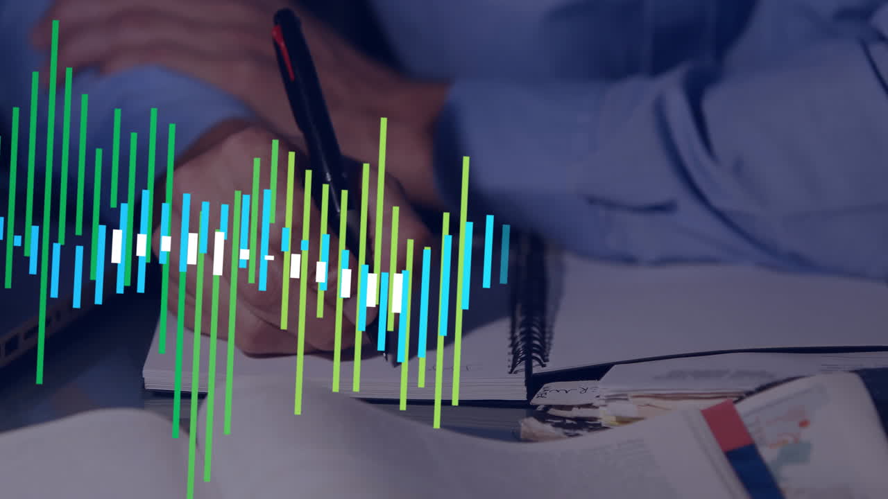 카우카스 사업가 글을 통해 금융 데이터 처리의 애니메이션