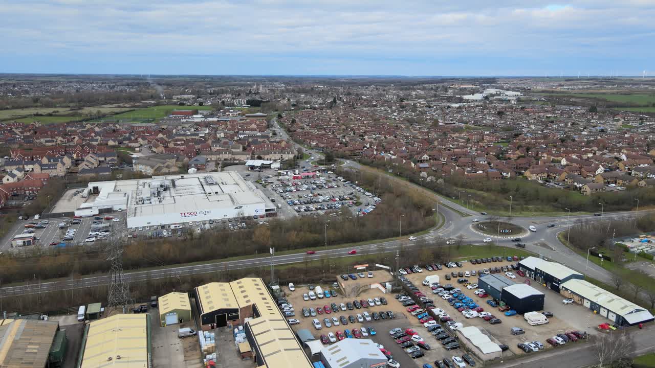 Tesco süpermarket, St Neots, Cambridgeshire Havadan çekim.