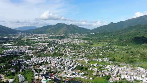 casas de pueblo de hong kong pat heung con centro de mantenimiento mtr, vista aérea