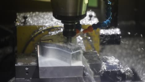 máquina de fresado cnc para el trabajo de metales.