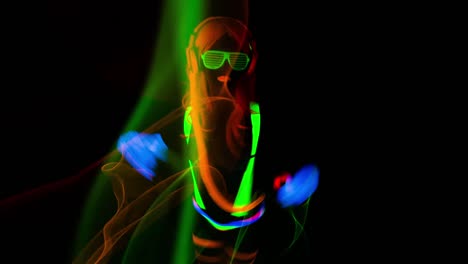 UV-Glowing-Woman-16