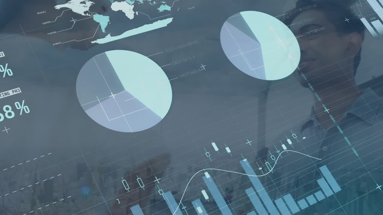 animación del procesamiento de datos financieros sobre empresario biracial y paisaje urbano