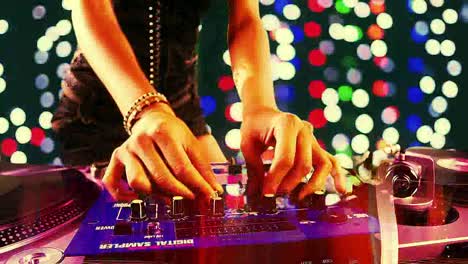 mujer dj 60