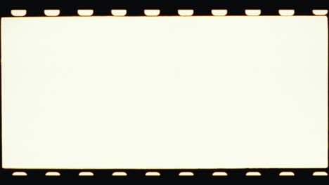 marco de película en blanco