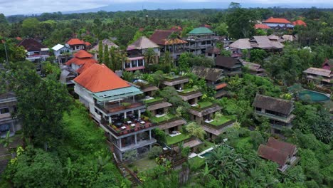 A-Scenic-View-of-Campuhan-Ridge-Walk,-Bali,-Indonesia---Aerial-Panning