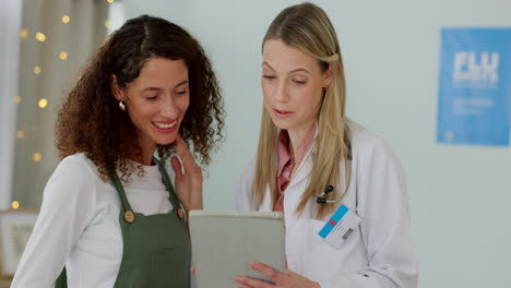 digital tablet, doctor consulting a patient