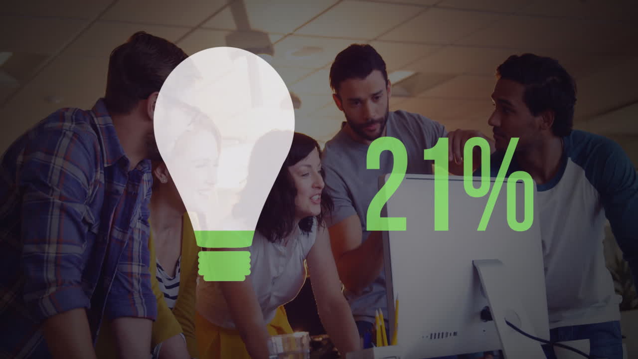 grupo de jóvenes trabajadores de oficina y forma de bombilla y números que se llenan con color 4k