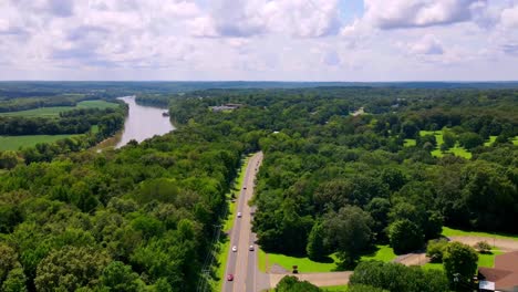 Zeitraffer-Auf-Dem-Belebten-Clarksville-Highway