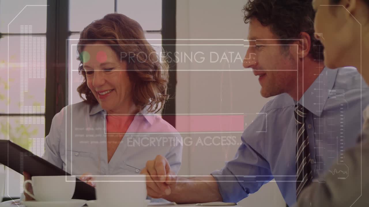 animación del procesamiento de datos sobre diversas personas de negocios en la oficina