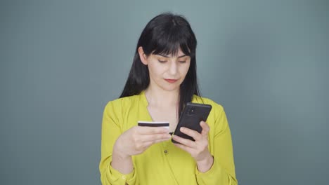 woman shopping on the phone.