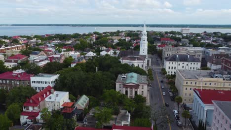 A-Drone-shot-of-the-skyline-in-Charleston,-SC-along-meeting-street