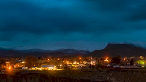 la verkin, utah del crepúsculo al lapso de tiempo del paisaje nublado del anochecer