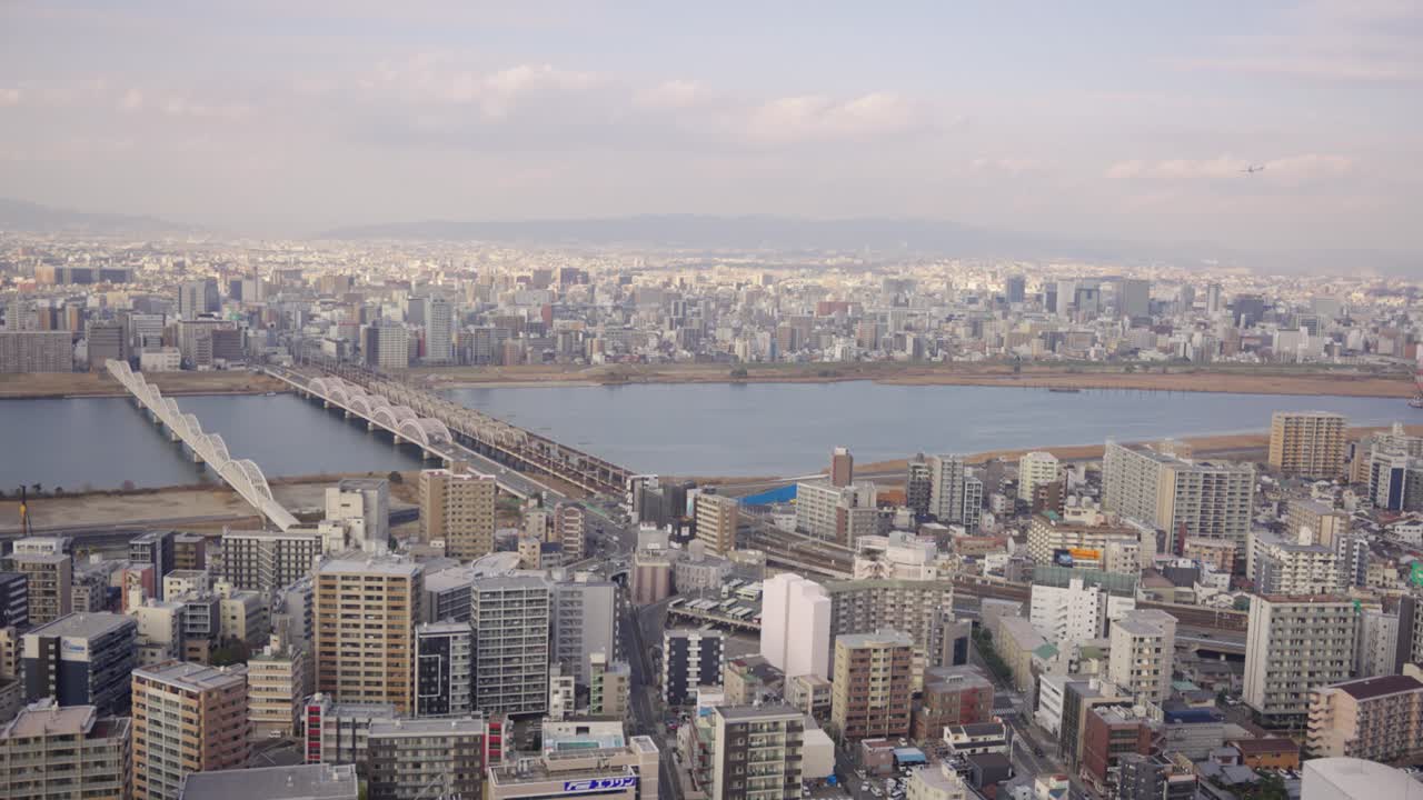 일본 오사카의 요도가와 강과 우메다 지구 조감도