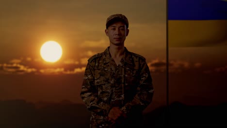 soldado ucraniano al atardecer