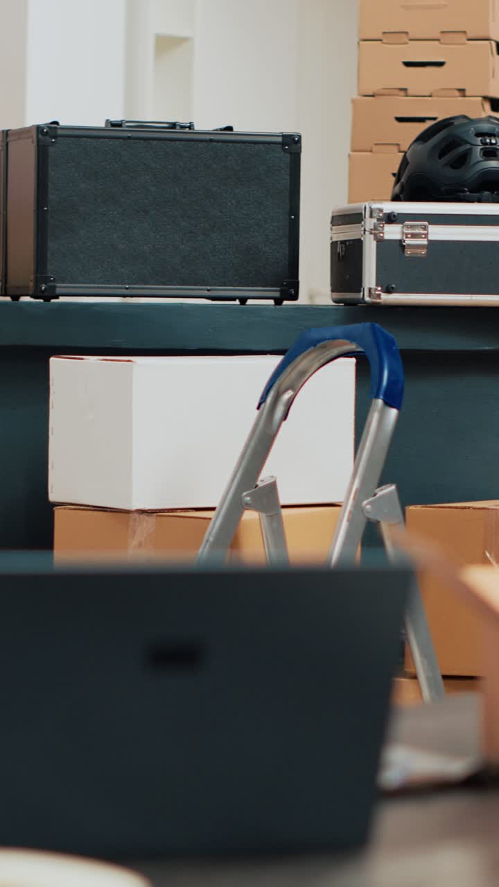 Vertical video: Warehouse room filled with goods and merchandise packages