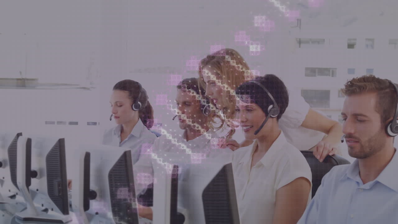 사무실에서 일하는 휴대폰 헤드 ⁇ 을 착용하는 고객 서비스 임원 팀에 대한 dna 구조