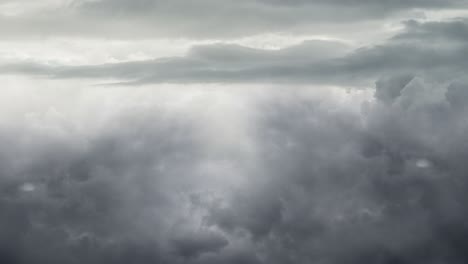 fondo de cielo tormentoso y nubes pesadas