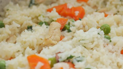 chicken fried rice with carrots and peas