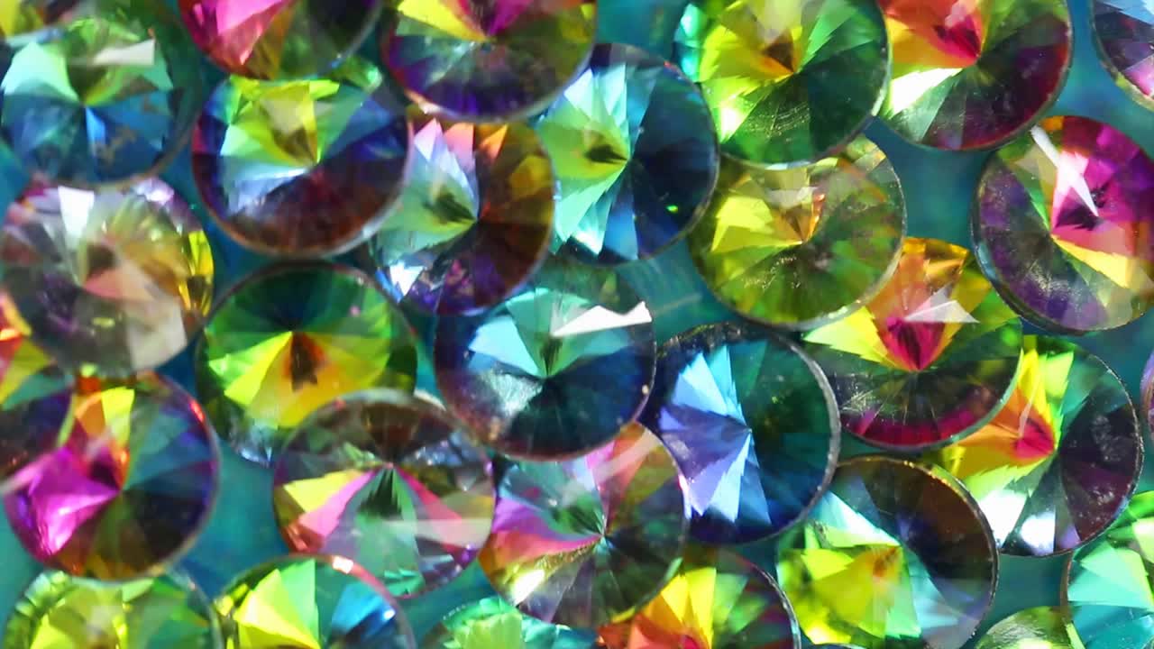 다채로운 그라디언트 유리 구슬 배경, 아름다운 보석과 돌, 반이는 아름다운 반이는 배경.