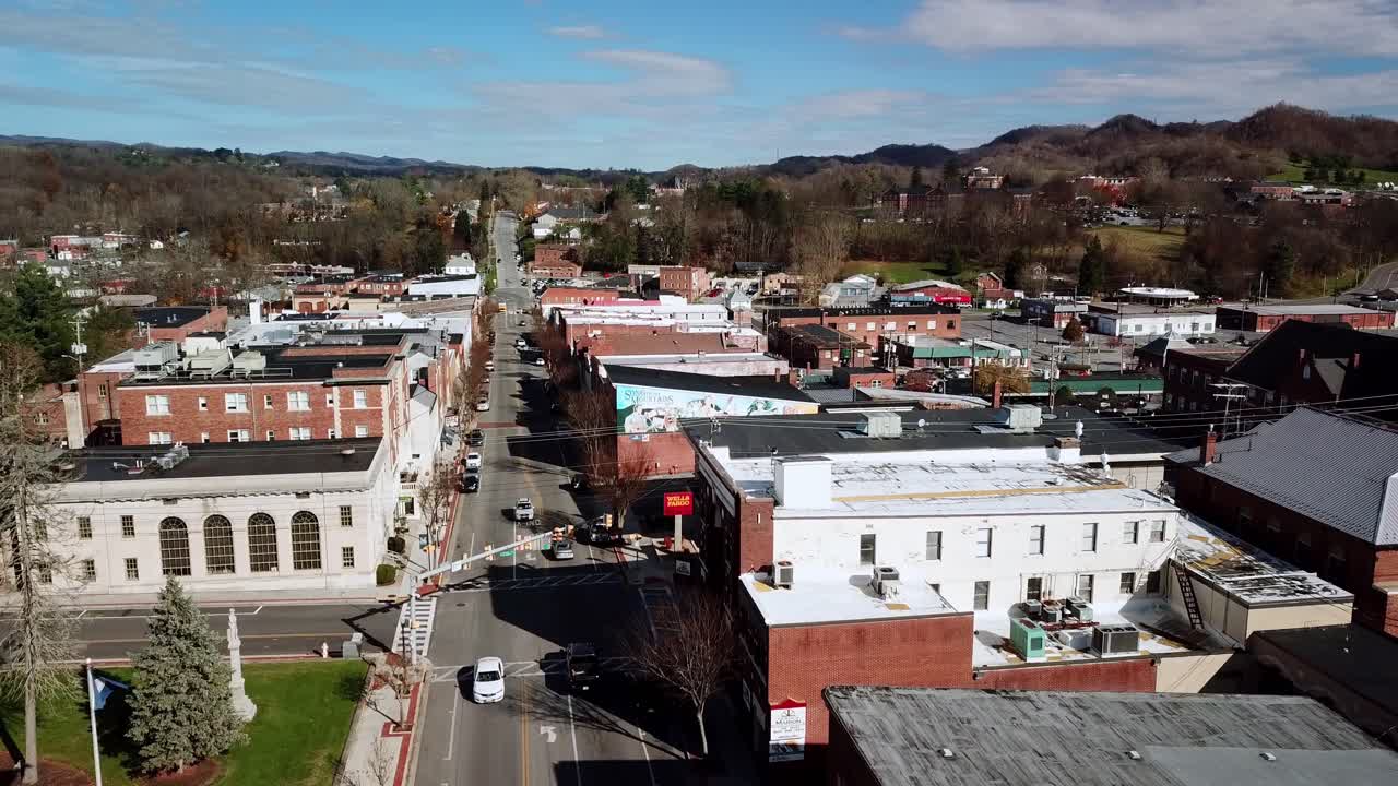 empuje aéreo a marion virginia, marion va, marion en 4k