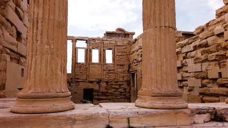 Ancient-greek-temple-ruins-of-Erechtheion-at-the-Acropolis-in-Athens,-Greece