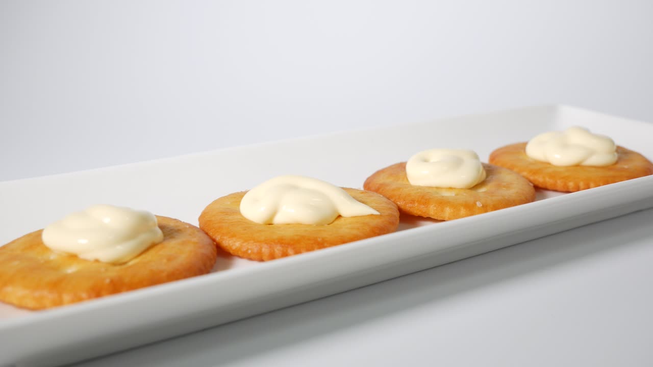 Crackers ronds à la mayonnaise