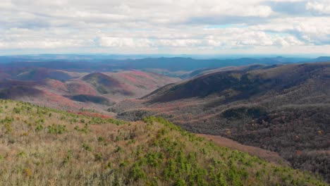 4K-Aerial-Drone-Video-of-Lost-Cove-Cliffs-on-Blue-Ridge-Parkway-near-Linville,-NC