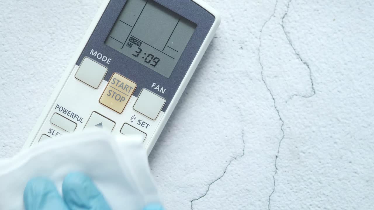 에어컨 리모컨 청소