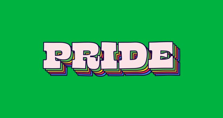 Designer che mostra la parola PRIDE su un layout di branding digitale trasparente, con ombre a strati arcobaleno.