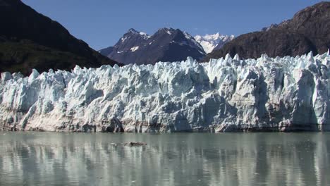 explorando el glaciar margerie en alaska