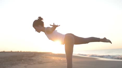 Dame-Macht-Yoga-Dehnungen