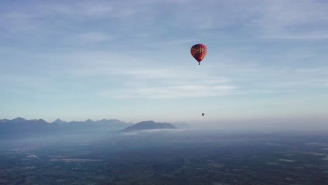 hot air balloon, sierra madre mountains, montemorelos, mexico, aerial establishing