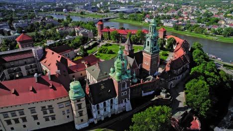 wawel cracovia polonia viejos palacios y castillos históricos